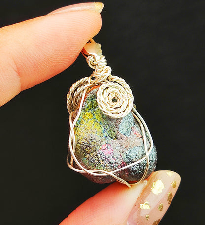 | Mini pendant | Goethite Pendant Copper Wire Wrapped Gemstone Pendant | COLOUR:  Green | 100% natural color |