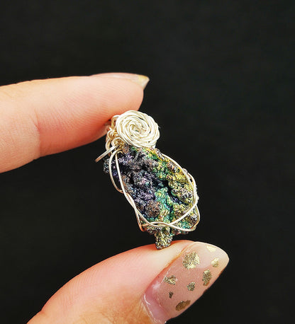 | Mini pendant | Goethite Pendant Copper Wire Wrapped Gemstone Pendant | COLOUR: Gold x Green | 100% natural color |