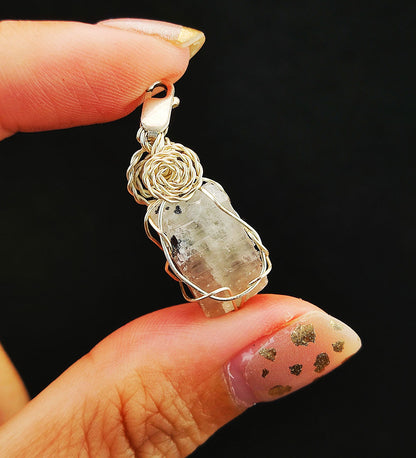 "Top Grade" Crystal Leklai Pendant | Rare "Clear Tooth" Form | Pure White Light Manifestation | Aura Purification, Focus & Deep Spiritual Calm | Malaysia Leklai