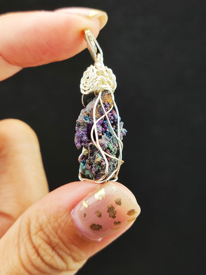 | Mini pendant | Goethite Pendant Copper Wire Wrapped Gemstone Pendant | COLOUR:Rainbow | 100% natural color |