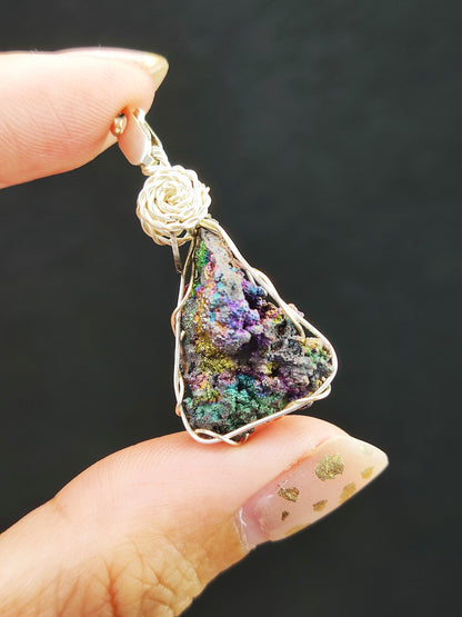 | Mini pendant | Goethite Pendant Copper Wire Wrapped Gemstone Pendant | COLOUR:Rainbow | 100% natural color |