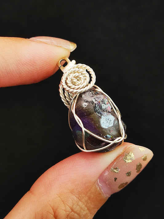 | Mini pendant | Goethite Pendant Copper Wire Wrapped Gemstone Pendant | COLOUR: purple | 100% natural color |