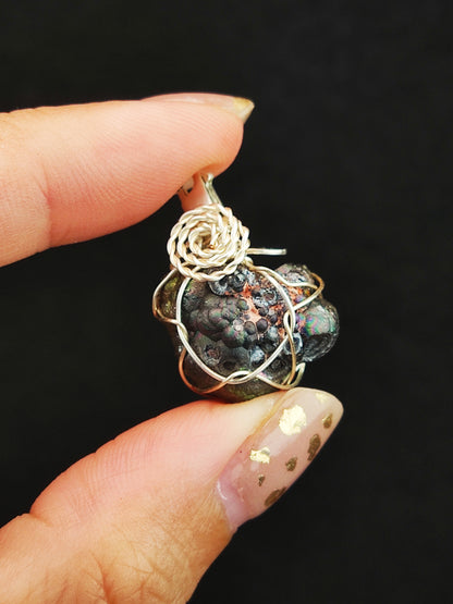 | Mini pendant | Goethite Pendant Copper Wire Wrapped Gemstone Pendant | COLOUR: Gold x Green x Pink | 100% natural color |