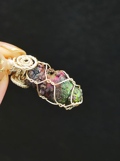 | Mini pendant | Goethite Pendant Copper Wire Wrapped Gemstone Pendant | COLOUR: Purple x Green | 100% natural color |