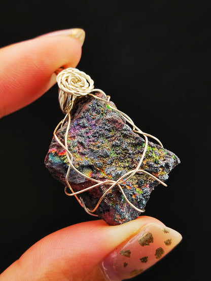 | Mini pendant | Goethite Pendant Copper Wire Wrapped Gemstone Pendant | COLOUR: Pink purple x orange | 100% natural color |
