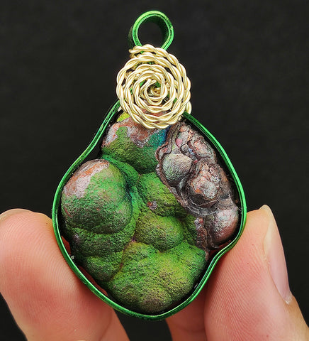 | Brand New Accessories | Goethite Pendant Copper Wire Wrapped Gemstone Pendant | COLOUR: Green | 100% natural color |