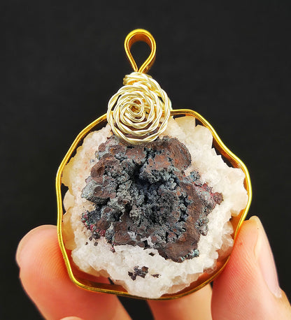 | Goethite Pendant Copper Wire Wrapped Gemstone Pendant | COLOUR:with White Quartz,Crystal | 100% natural color |