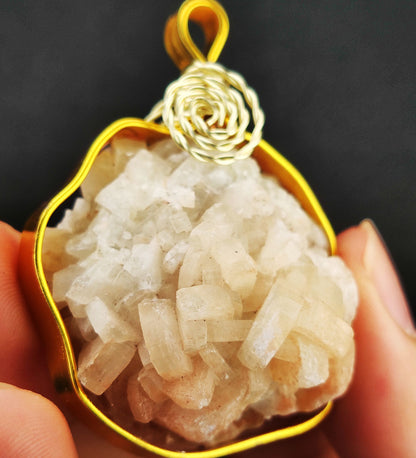 | Goethite Pendant Copper Wire Wrapped Gemstone Pendant | COLOUR:with White Quartz,Crystal | 100% natural color |