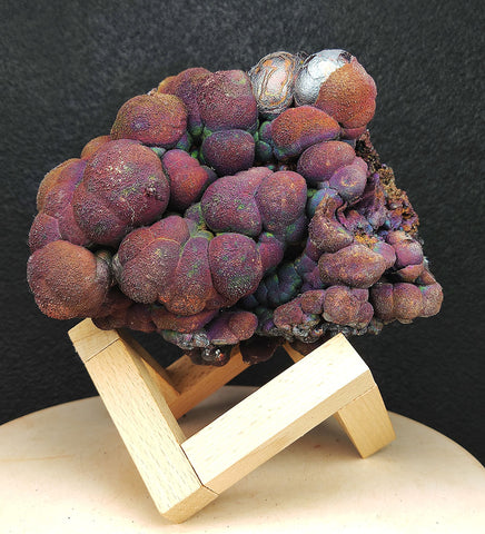 Goethite shape similar：Kyoho grape |  1.5 kg Big ornaments | Top premium rare Iridescent Goethite, Turgite, Hematite, Iridescent | COLOUR:violet-red , Silver| 100% natural color |