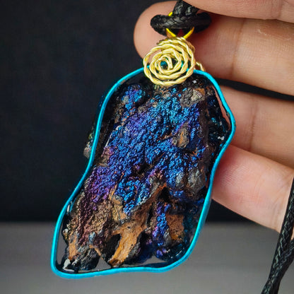 頂級大佛珠吊墜｜高階四色（金綠藍紫）｜力泥活石｜Leklai Iridescent Goethite