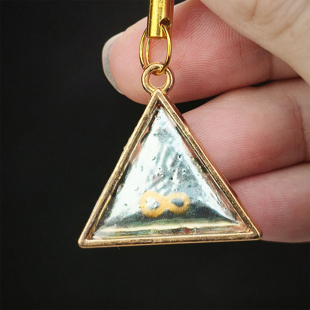 Destiny Starlight Pendant(Triangle Shape)
Pure Natural Malaysian Leklai | Grand Buddha Bead · Buddha Pillar Transformation Pendant
Lucky Number Random Pairing | One-of-a-Kind Collector's Piece