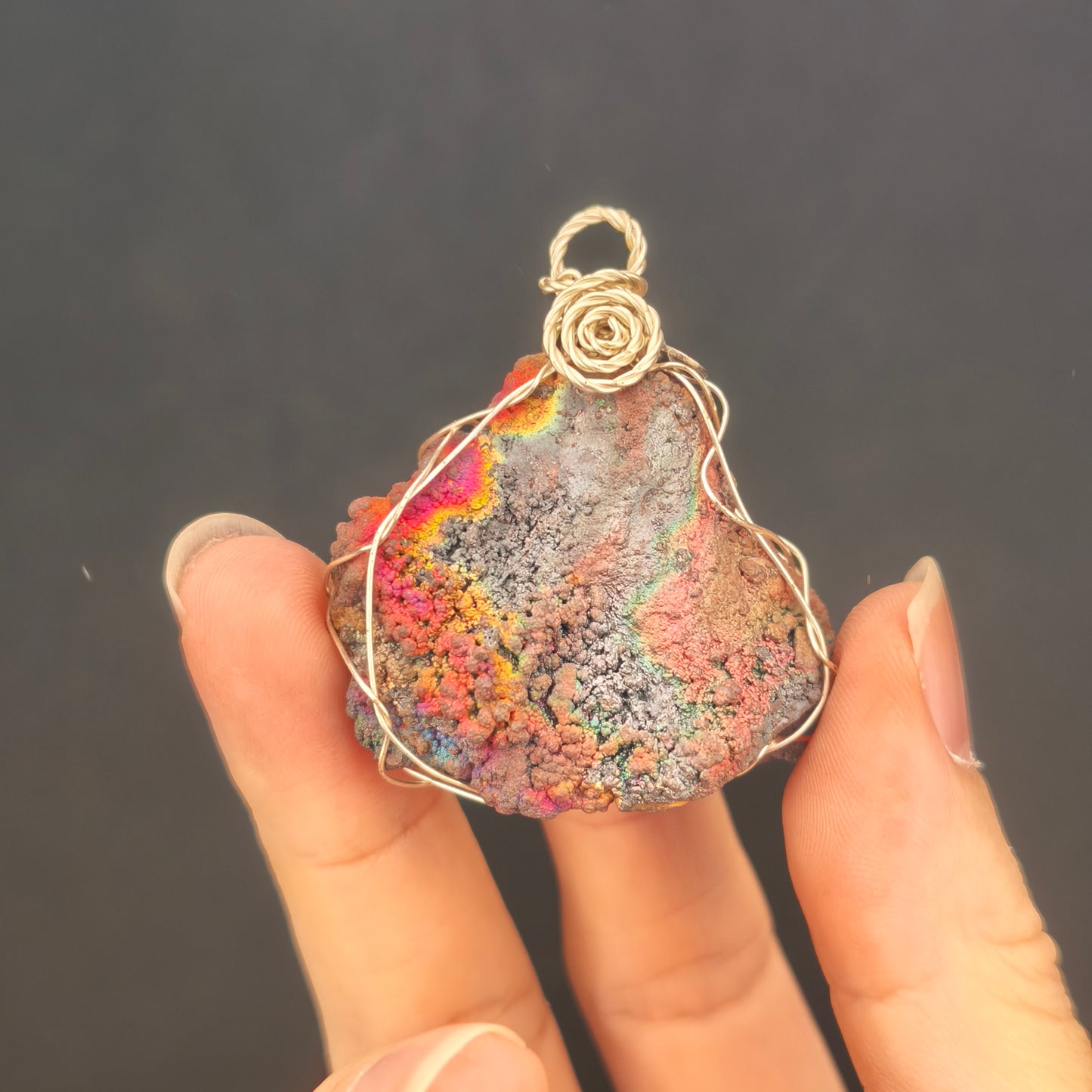 珊瑚力泥活石 | 能量吊墜 (約 3x4cm) | 生命擴展與多維氣場守護 | 淨化負能量、招財招貴人 | 馬來西亞天然力泥