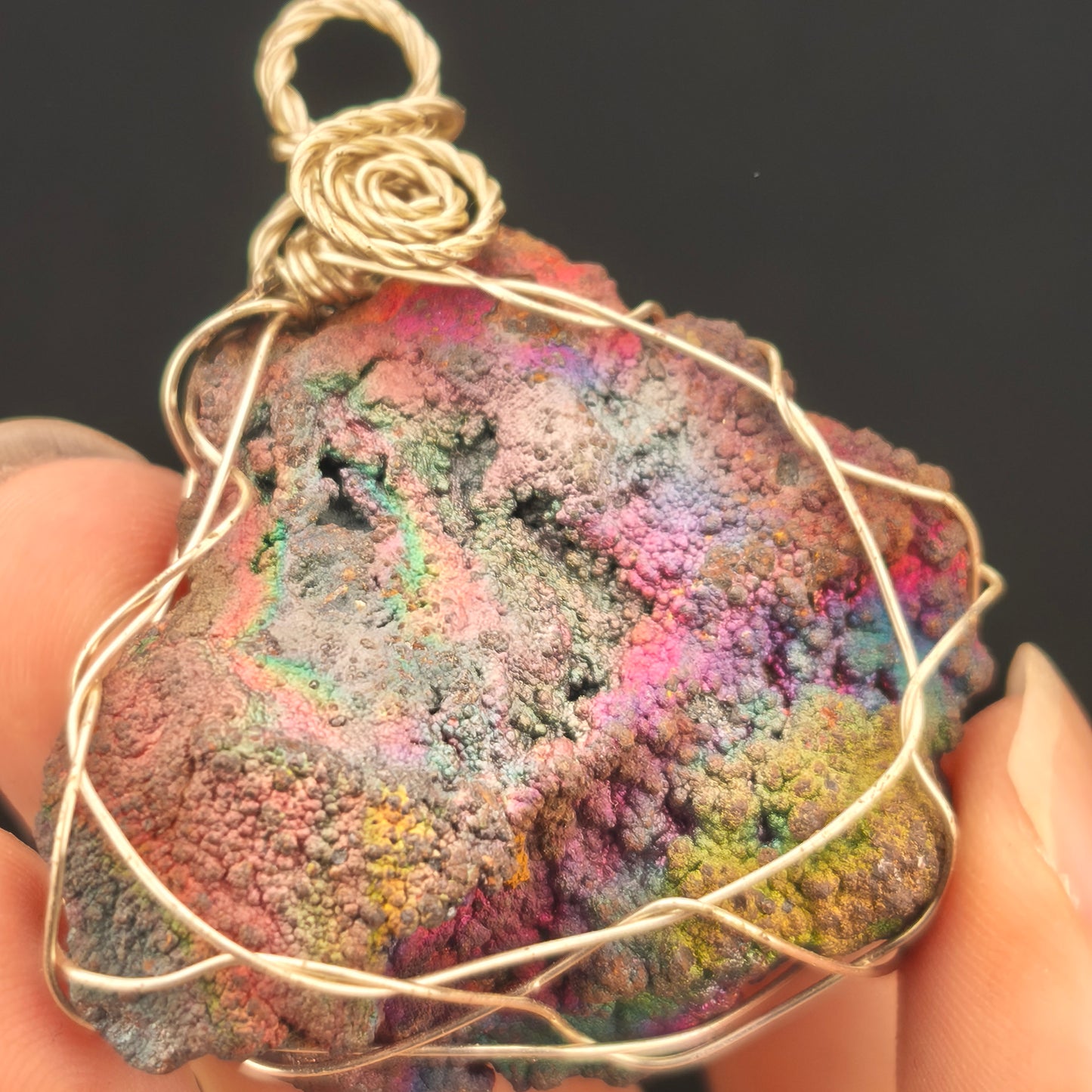珊瑚力泥活石 | 能量吊墜 (約 3x4cm) | 生命擴展與多維氣場守護 | 淨化負能量、招財招貴人 | 馬來西亞天然力泥