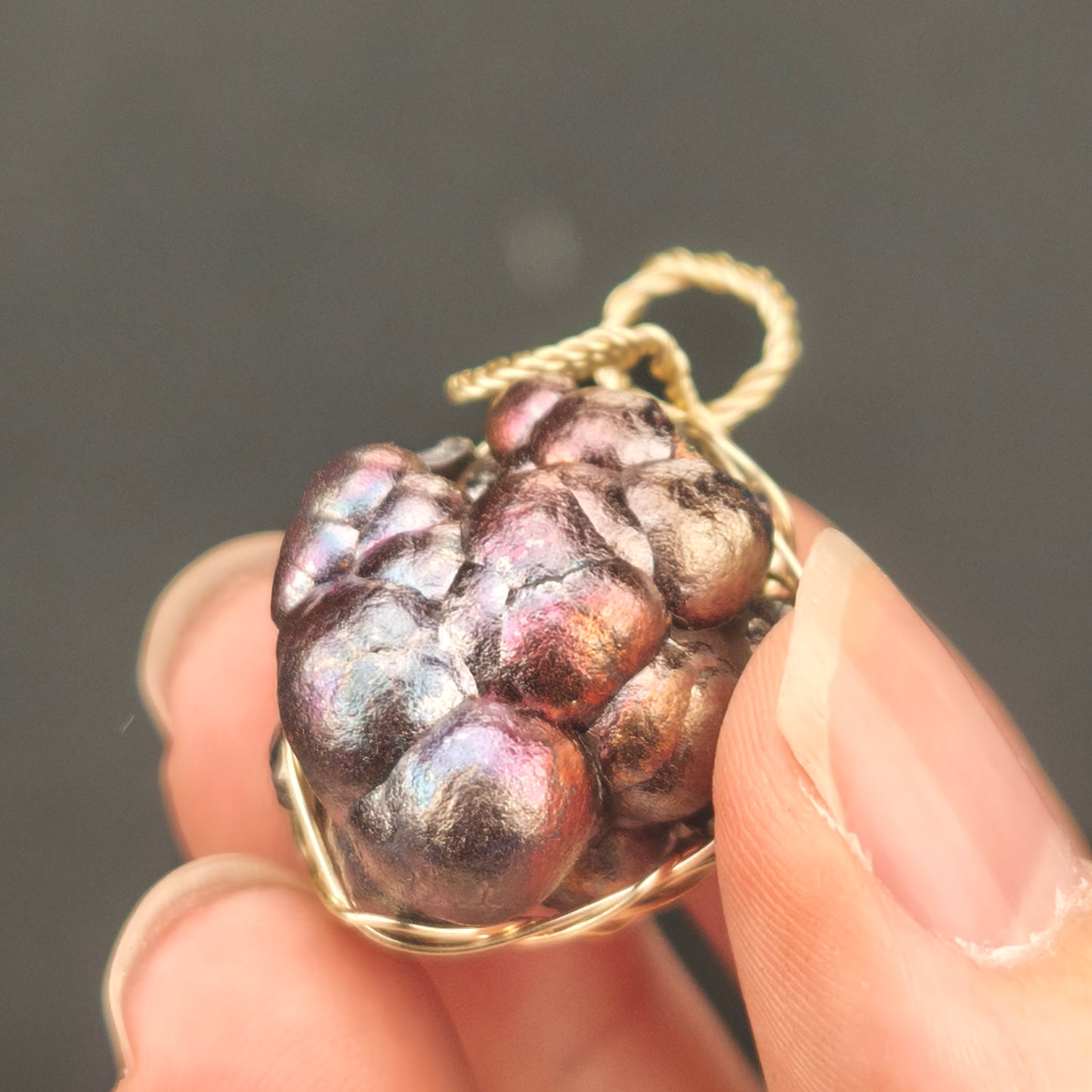 大佛珠力泥活石 | 珍藏老礦能量吊墜 (約 2x2cm) | 強大能量核心與氣場守護 | 淨化負能量、招財招貴人 | 馬來西亞天然力泥