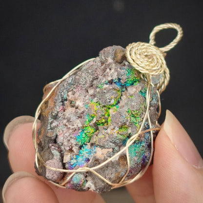 Diamond Sparkle Leklai | Energy Pendant (Approx. 4x3cm) | Brilliant Refraction & Crystalline Symbiosis | Purifying Aura, Attracting Wealth & Benefactors | Natural Malaysia Living Stone