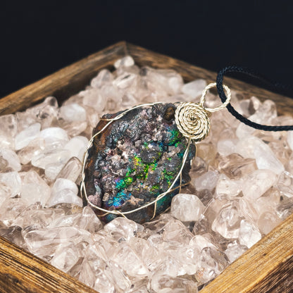 Diamond Sparkle Leklai | Energy Pendant (Approx. 4x3cm) | Brilliant Refraction & Crystalline Symbiosis | Purifying Aura, Attracting Wealth & Benefactors | Natural Malaysia Living Stone