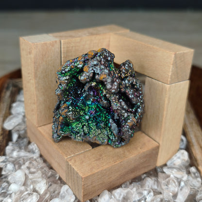七彩力泥活石 | 能量原石擺件 (約 4.5x4cm) | 全效氣場守護與空間淨化 | 招財招貴人、多維好運吸引 | 馬來西亞天然力泥