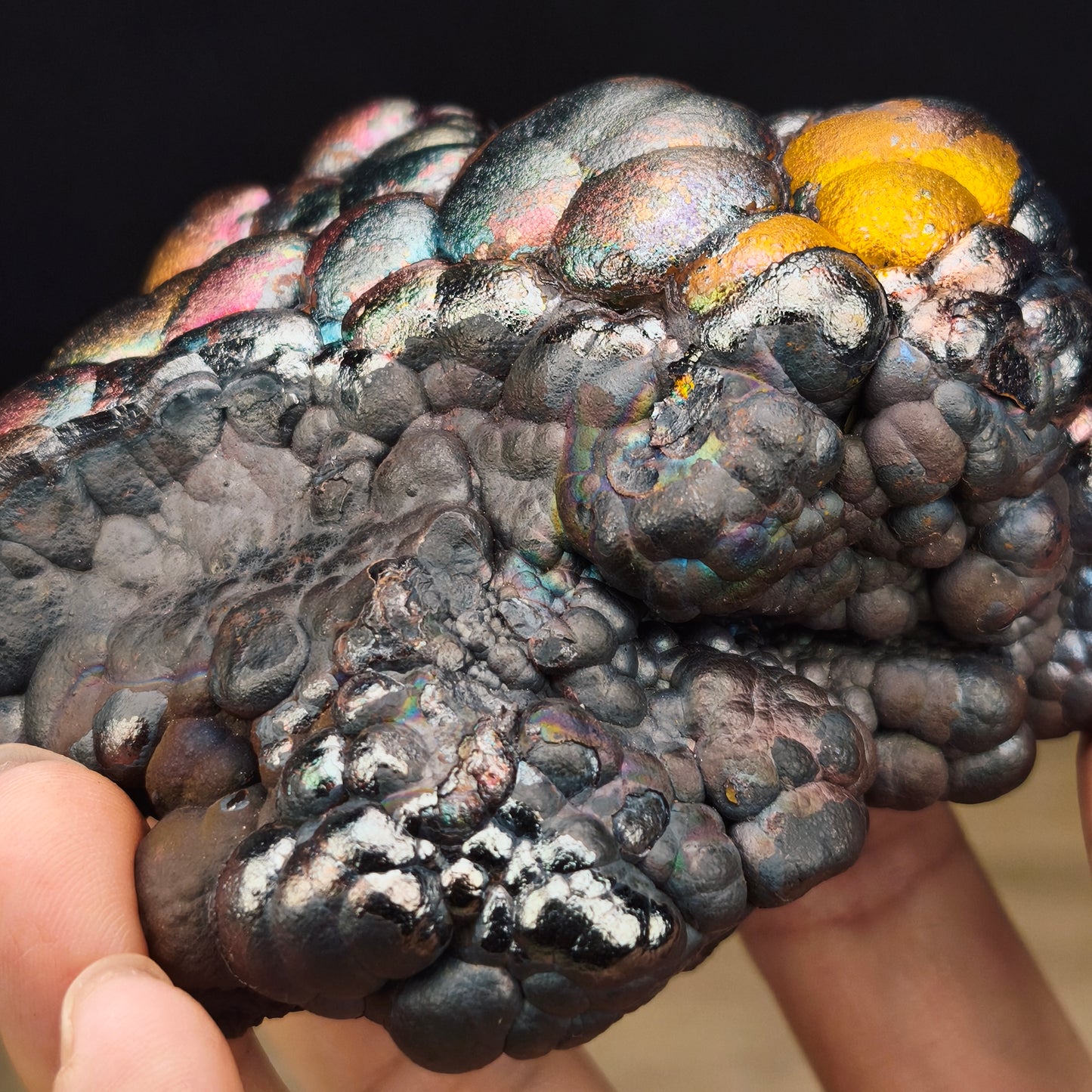 顶级亚噜家大佛珠力泥 |「一碗饭」造型能量摆件 (约 9cm) | 稳定型财运与生活丰盛 | 人缘带财 (粉红x金黄) | 马来西亚天然老矿胆料