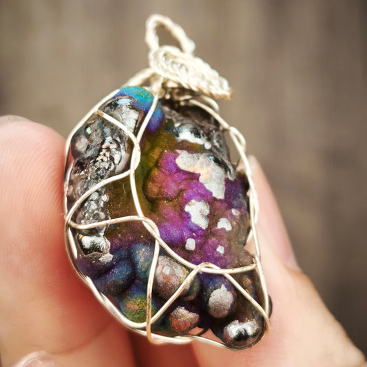 「頂級」大佛珠吊墜 | 小豆豆型膽料精華 | 紫藍綠三色靈動共生 | 情緒穩壓、溝通智慧、健康守護與事業生機 | 馬來西亞力泥