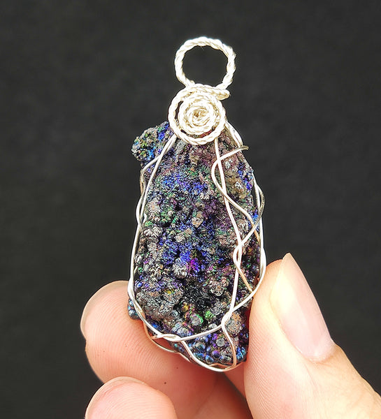 | Goethite Pendant Copper Wire Wrapped Gemstone Pendant | COLOUR: Silver, blue | 100% natural color |