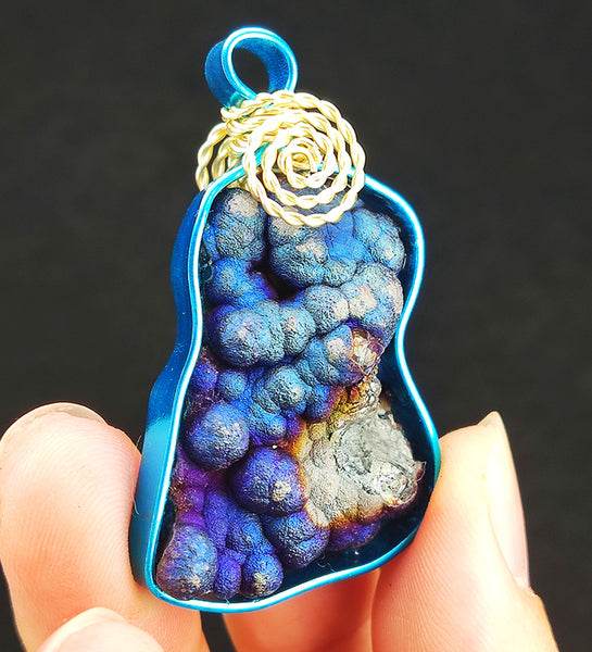 | Brand New Accessories | Goethite Pendant Copper Wire Wrapped Gemstone Pendant | COLOUR:  Blue | 100% natural color |