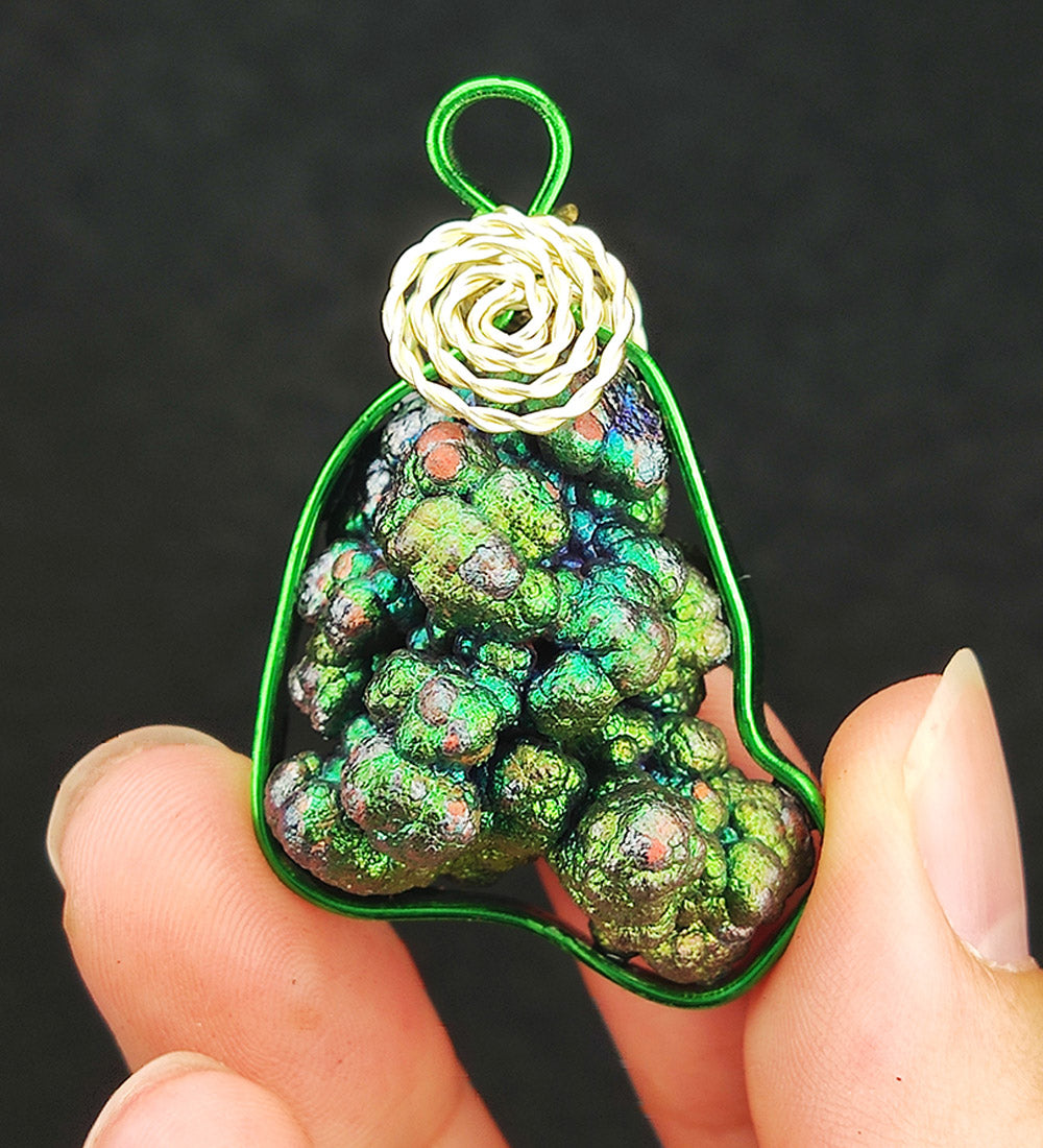 | Brand New Accessories | Goethite Pendant Copper Wire Wrapped Gemstone Pendant | COLOUR:  Green | 100% natural color |