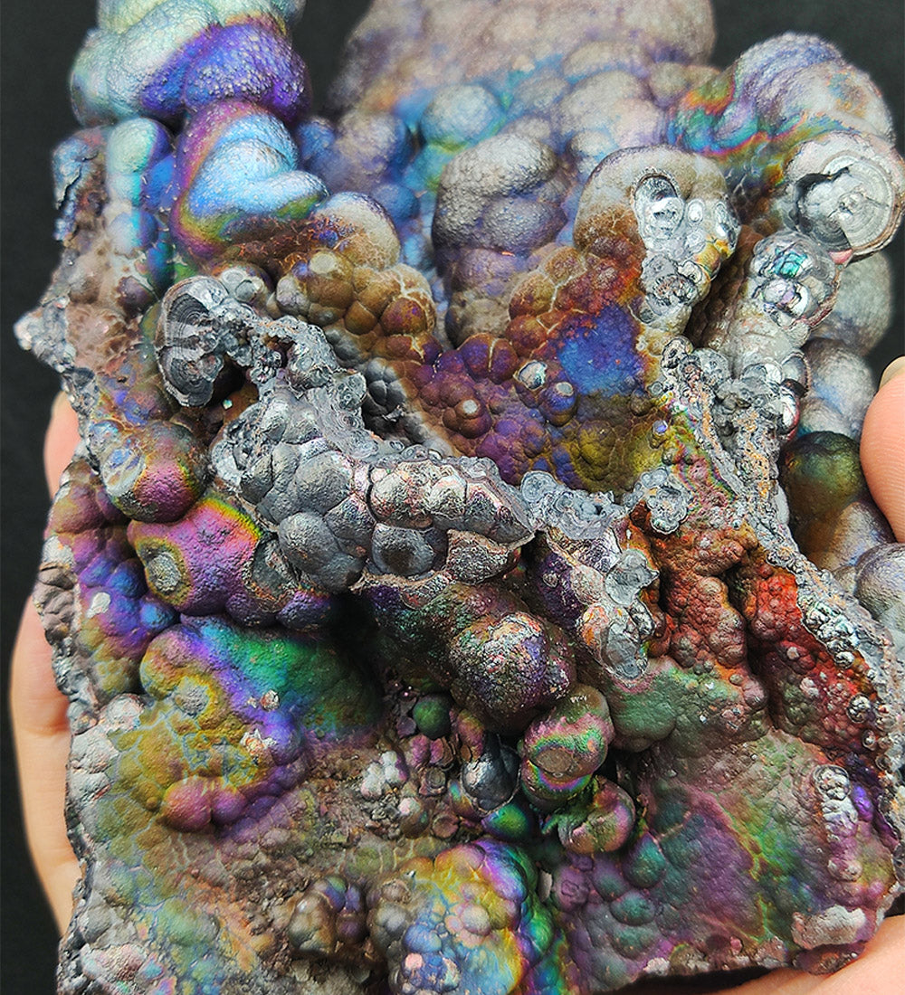 Goethite shape similar：Palm | Big decoration| Top premium rare Iridescent Goethite, Turgite, Hematite, Iridescent | COLOUR: Blue, Silver | 100% natural color |