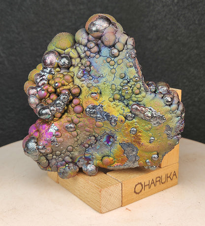 "Collection Grade" Red-Gold-Green Malaysian Leklai Display (9.6cm) | Rare Core | Peak Execution, Wealth & Mentorship | Includes HARUKA Custom Stand
