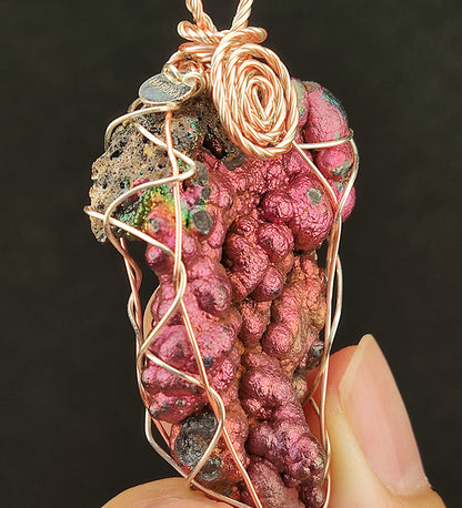 | Goethite Pendant Copper Wire Wrapped Gemstone Pendant | COLOUR: Pink | 100% natural color |