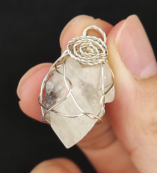 | Goethite Pendant Copper Wire Wrapped Gemstone Pendant | COLOUR:with White Quartz,Crystal | 100% natural color |