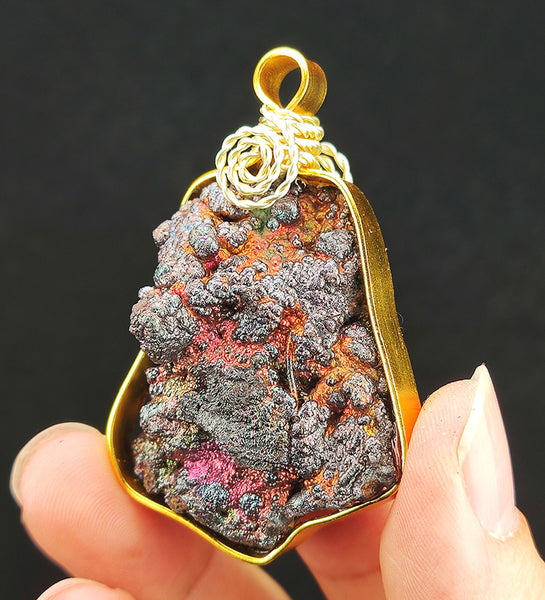 | Brand New Accessories | Goethite Pendant Copper Wire Wrapped Gemstone Pendant | COLOUR:  Orange, Pink, Silver | 100% natural color |