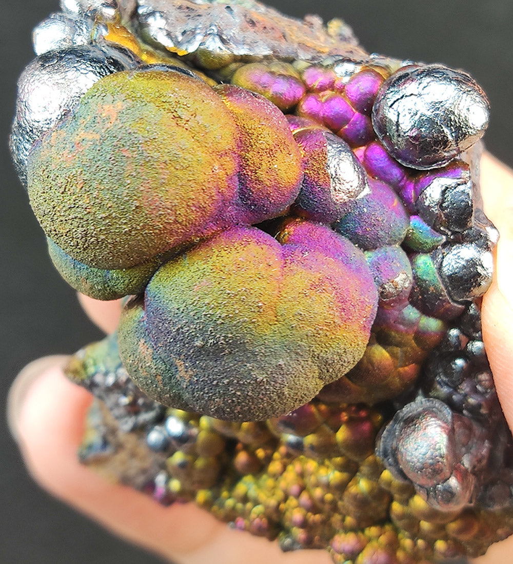 | Top premium rare Iridescent Goethite, Turgite, Hematite, Iridescent | COLOUR: Silver, Pink, Gold, Green | 100% natural color |