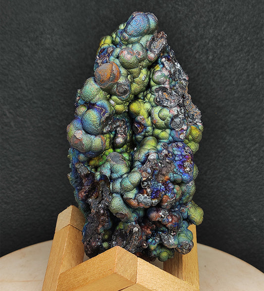 Goethite shape similar：Buddha statue | Big decoration| Top premium rare Iridescent Goethite, Turgite, Hematite, Iridescent | COLOUR: Green, Blue, Silver | 100% natural color |
