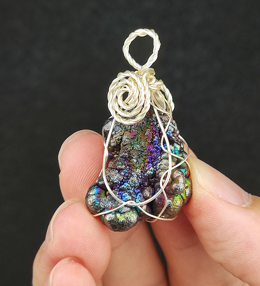 | Goethite Pendant Copper Wire Wrapped Gemstone Pendant | COLOUR: Silver x Purple | 100% natural color |