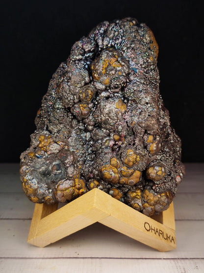 頂級醒仔膽｜大靠山造型｜銀金雙色｜力泥活石｜Leklai Iridescent Goethite