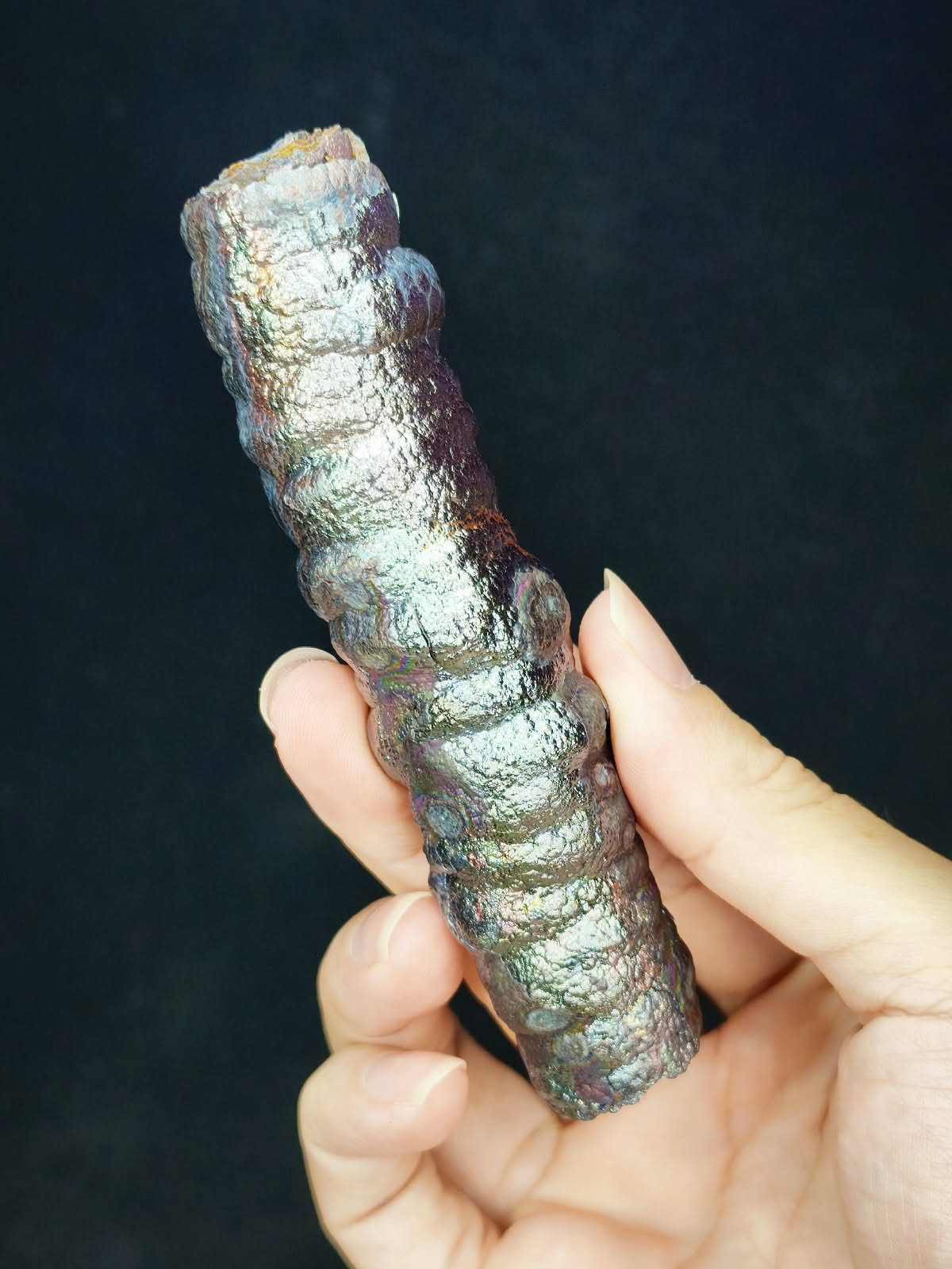 Natural Stylish Silver and Pink Leklai Bodhi Pillar (10.5cm). Featuring high directional focus for powerful wealth attraction, clearing deceptive people, and boosting love and career. Raw by HARUKA.