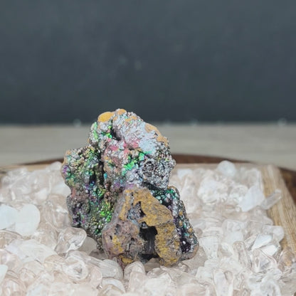 七彩力泥活石 | 能量原石擺件 (約 4.5x4cm) | 全效氣場守護與空間淨化 | 招財招貴人、多維好運吸引 | 馬來西亞天然力泥