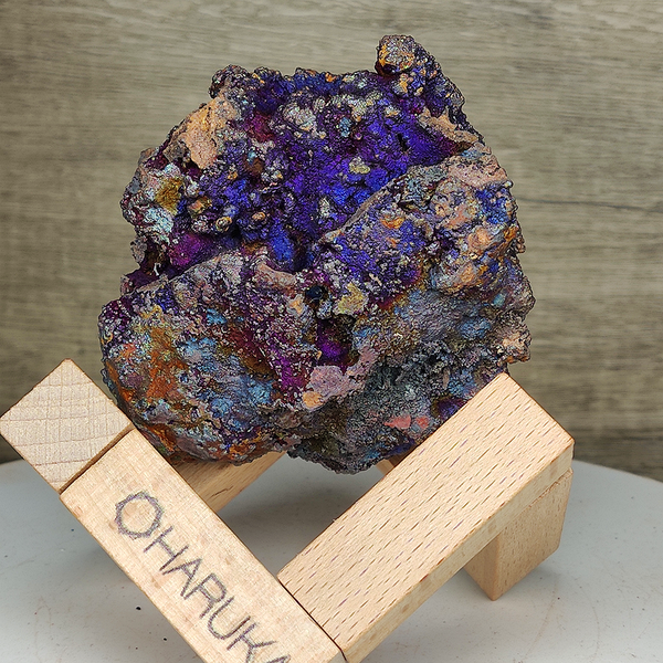 | Top premium rare Iridescent Goethite, Turgite, Hematite, Iridescent | COLOUR: Purple | 100% natural color |