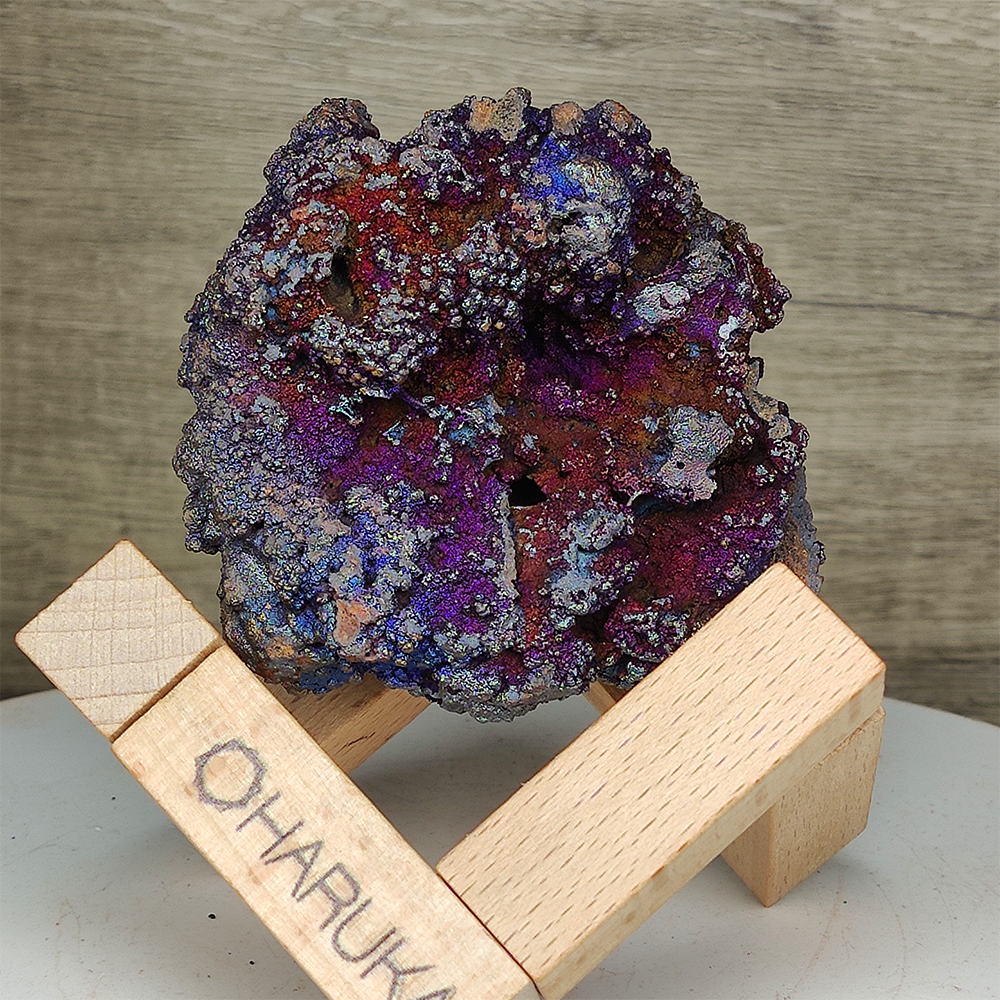 | Top premium rare Iridescent Goethite, Turgite, Hematite, Iridescent | COLOUR: Purple | 100% natural color |