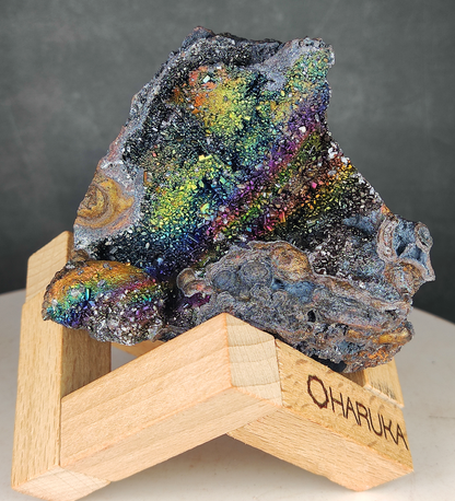 | Top premium rare Iridescent Goethite, Turgite, Hematite, Iridescent | COLOUR: Rainbow calcite with White Quartz Crystal | 100% natural color |