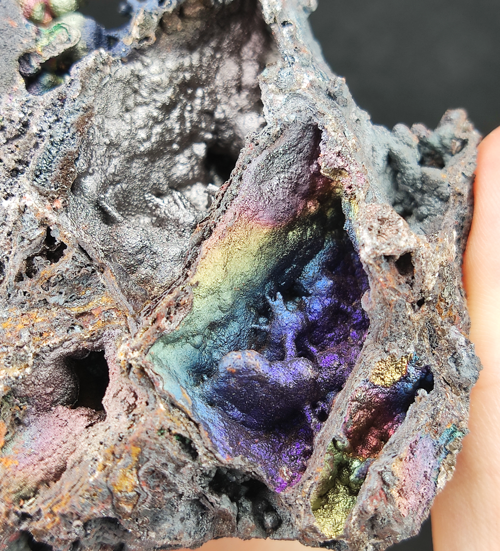 | Top premium rare Iridescent Goethite, Turgite, Hematite, Iridescent | COLOUR: Blue, Silver | 100% natural color |