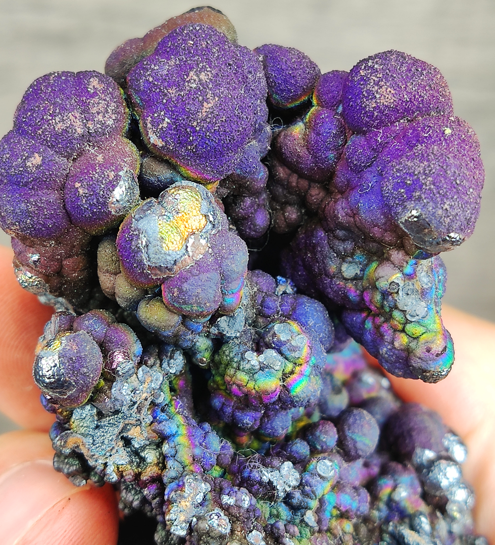 | Top premium rare Iridescent Goethite, Turgite, Hematite, Iridescent | COLOUR: Purple, Silver| 100% natural color |