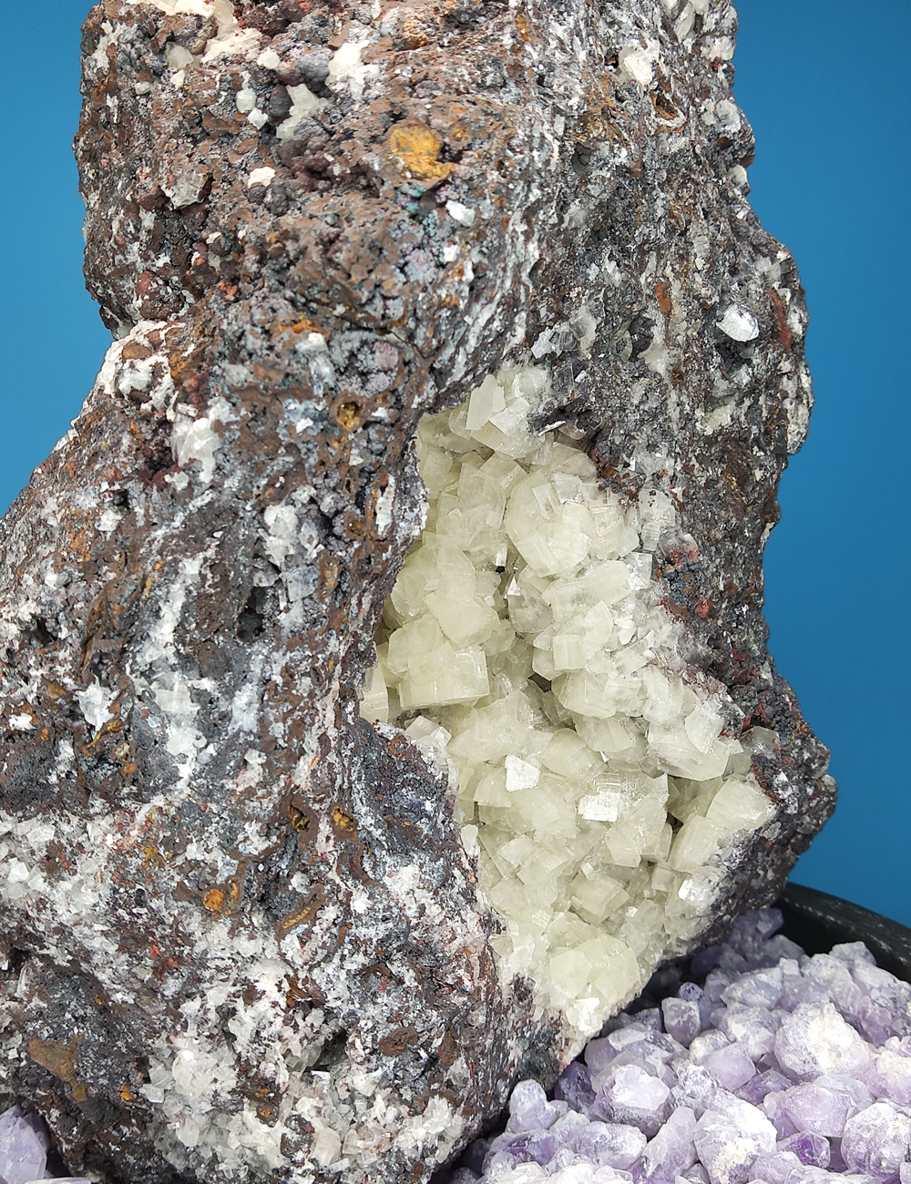 | 19KG | Top premium rare Iridescent Goethite, Turgite, Hematite, Iridescent | COLOUR: Goethite with White Quartz,Crystal | 100% natural color |