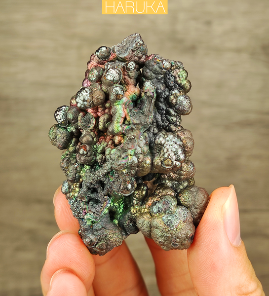 | Top premium rare Iridescent Goethite, Turgite, Hematite, Iridescent | COLOUR: gold, Green | 100% natural color |