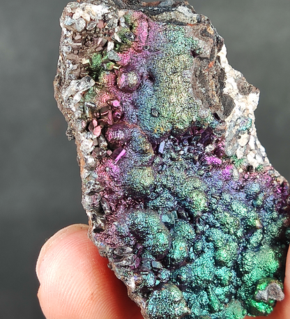 [Elite Mini] Mountain-Shape Rainbow Leklai Display | Green, Purple & Pink Manifestation | Gallstone Core | Success & Wisdom Support