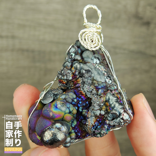 | Goethite Pendant Copper Wire Wrapped Gemstone Pendant | COLOUR: Purple, Blue, Silver | 100% natural color |