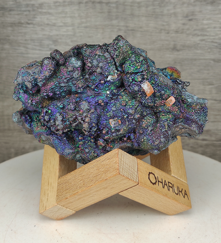 | Top premium rare Iridescent Goethite, Turgite, Hematite, Iridescent | COLOUR: Purple, Green, Turgite with black Calcite | 100% natural color |