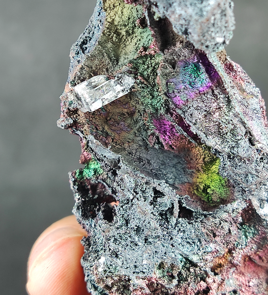 | Top premium rare Iridescent Goethite, Turgite, Hematite, Iridescent | COLOUR: Pink, Purple, green with White Quartz,Crystal | 100% natural color |