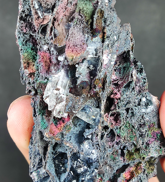 | Top premium rare Iridescent Goethite, Turgite, Hematite, Iridescent | COLOUR: Pink, Purple, green with White Quartz,Crystal | 100% natural color |