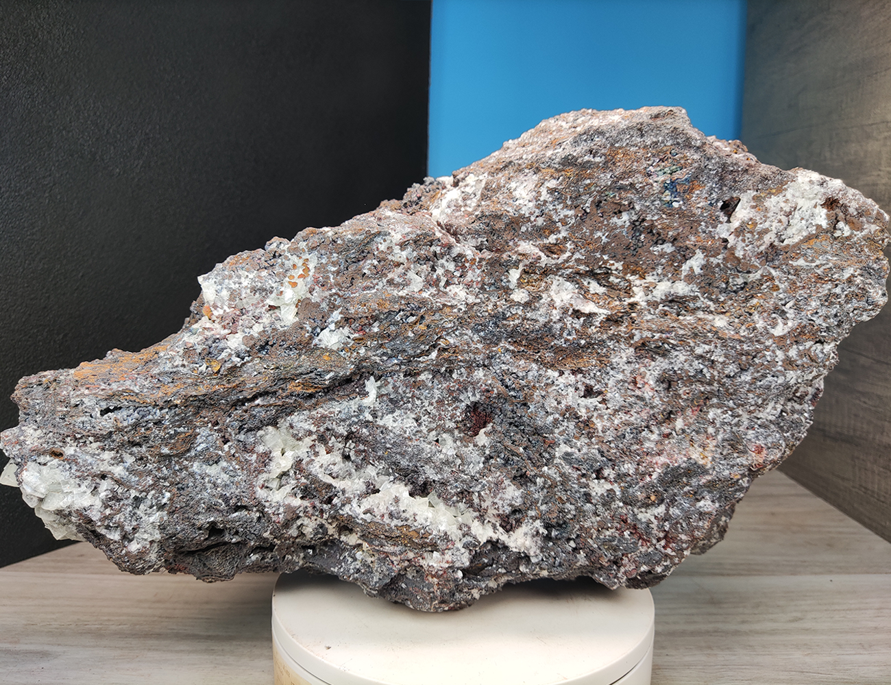 | 19KG | Top premium rare Iridescent Goethite, Turgite, Hematite, Iridescent | COLOUR: Goethite with White Quartz,Crystal | 100% natural color |